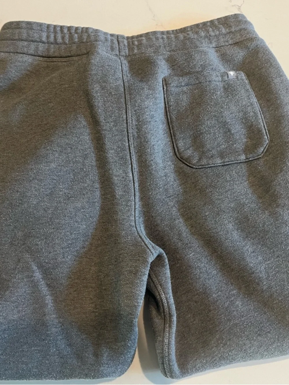 FIGS Tansen 2.0 Jogger Pants Mens Heather Grey Fleece Sweatpants W22LW2006